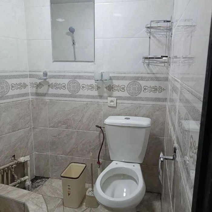 Uy sotiladi sroʻchna! Shaxar sentridan arzon narxda ishonchli uy!