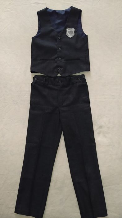 Продам Школьная форма для мальчиков.