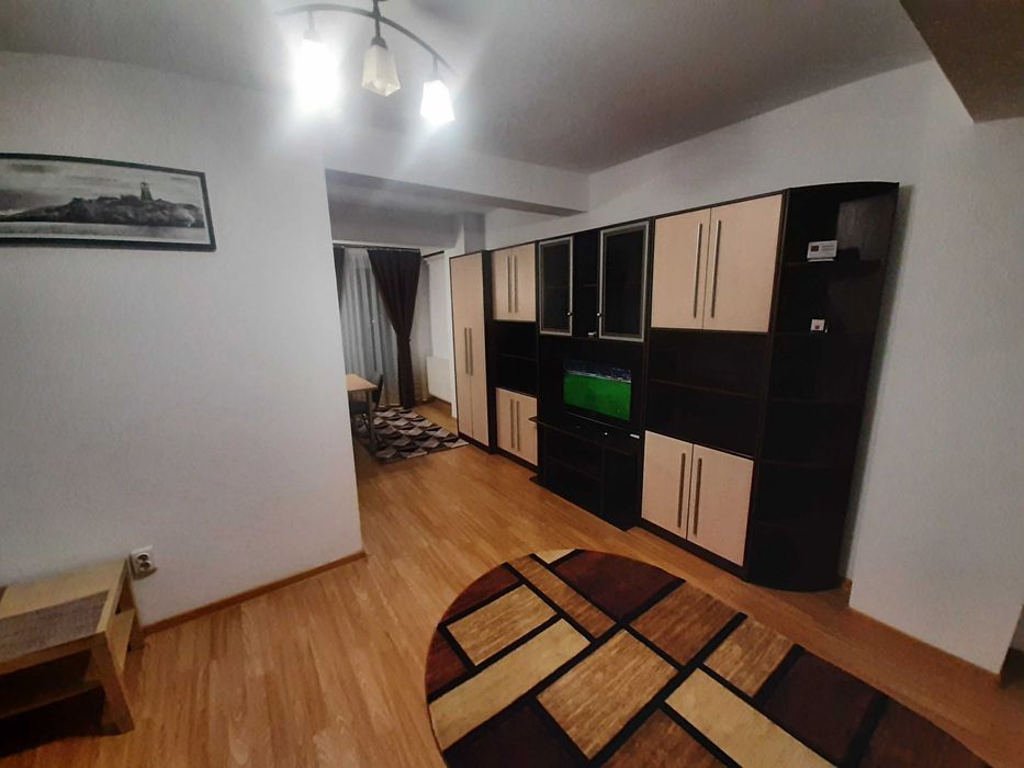 Inchiriez garsoniera mobilata si utilata pe termen lung.