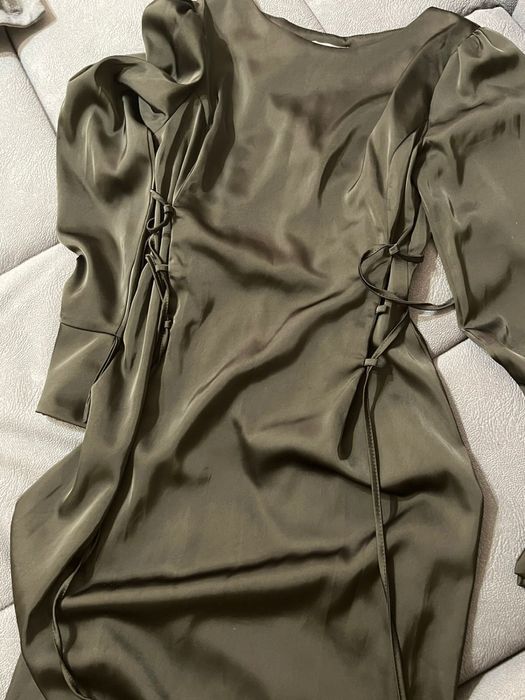 Платье черное на завязках