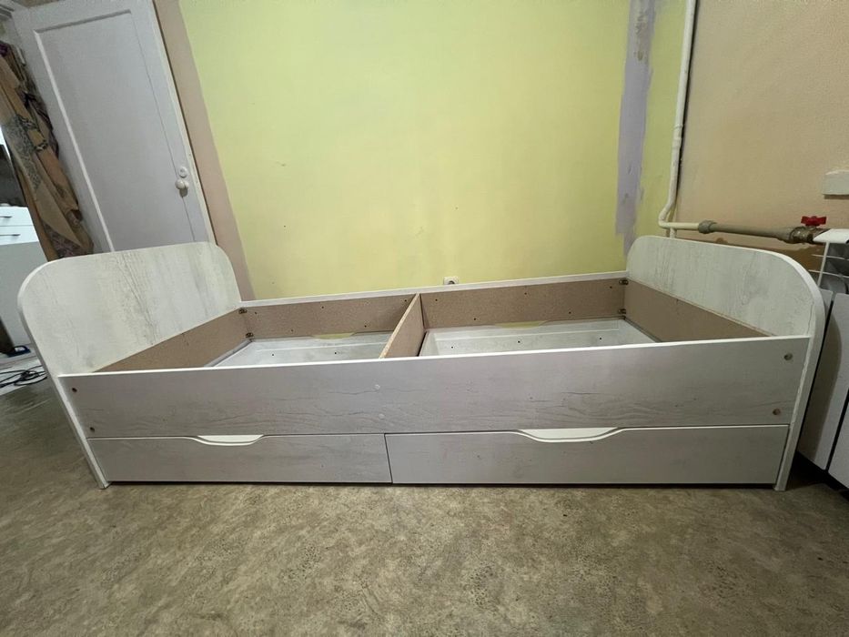 Кровать односпалка