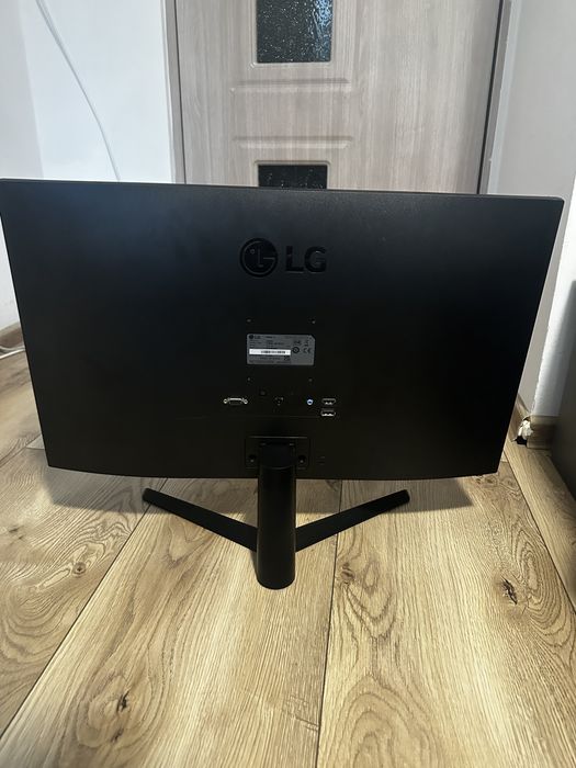 Vand monitor de gaming LG