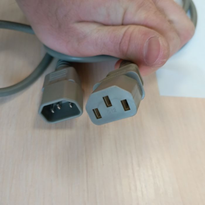 Шнуры для компьютерной техники