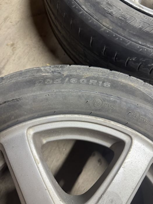 Продам диски с шинами