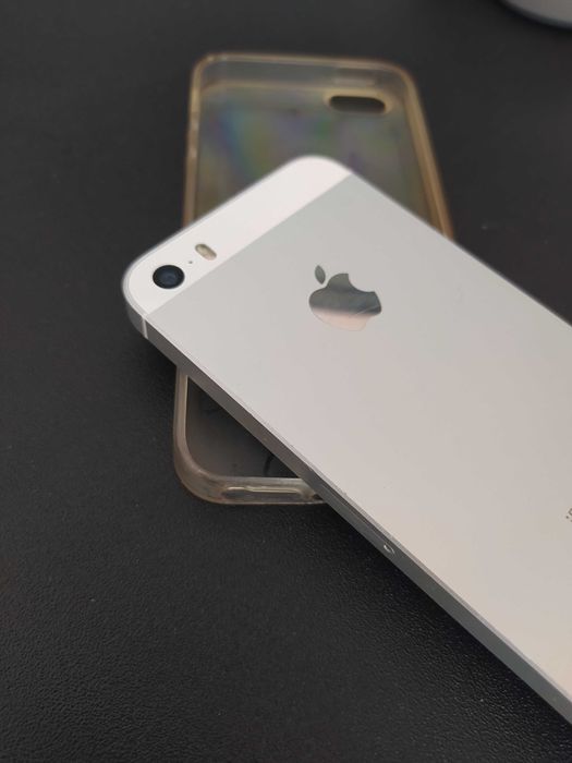 iPhone SE 32GB като нов