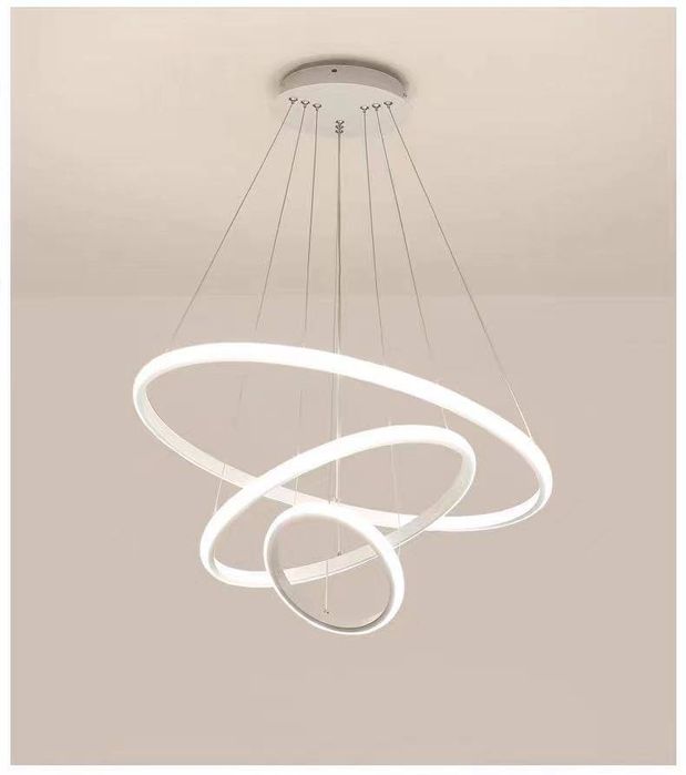 Люстры hi tech Lyustra