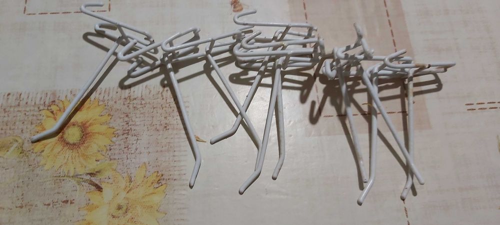 Продавам куки 10сантиметра за мартеници