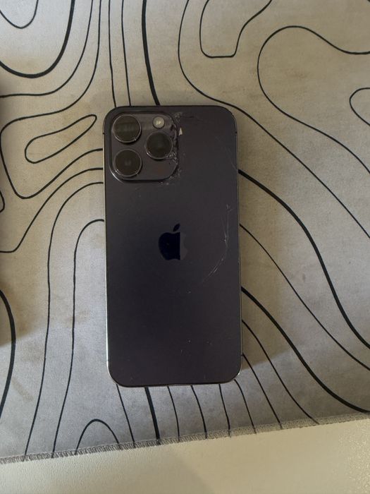 Продам айфон 14 про макс