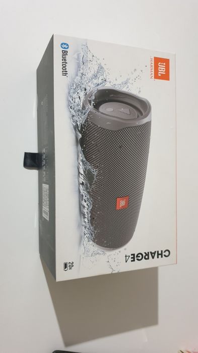 Колонка портативная JBL Charge 4