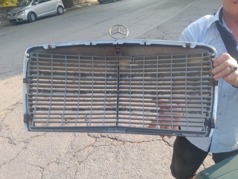 Предна решетка за Mercedes Benz 123