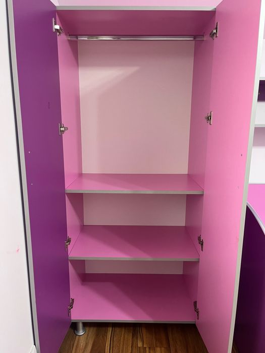 Mobila pentru camera fetitei