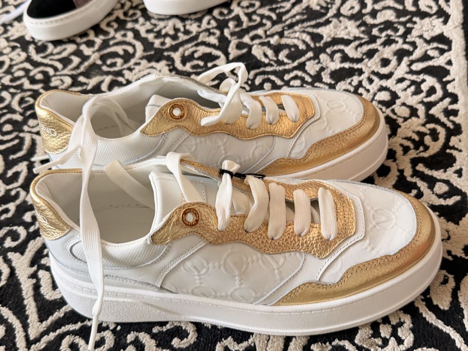 Adidasi dama Valentino 38/39
