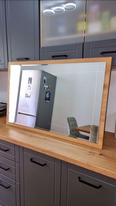 Oglindă Interior 99cm x 64cm pe Suport PAL-Stejar