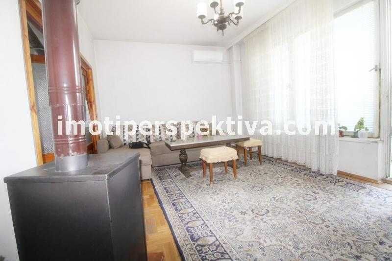 Продава се Тристаен апартамент в Пловдив, Център - 93 кв.м за 1613 €/кв.м - Снимка #1