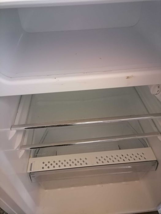 Хладилник АЕГ с камера