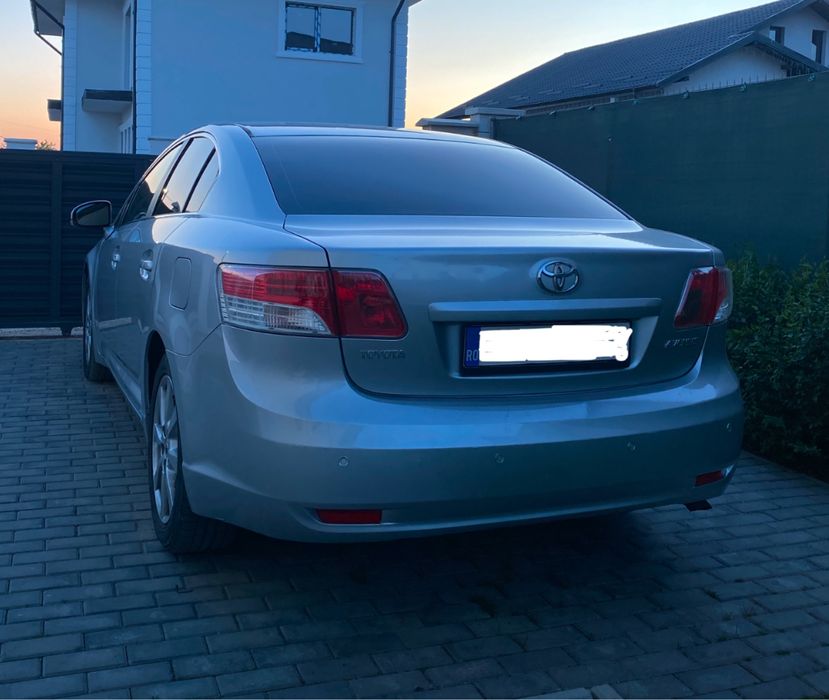 Toyota AVENSIS T27