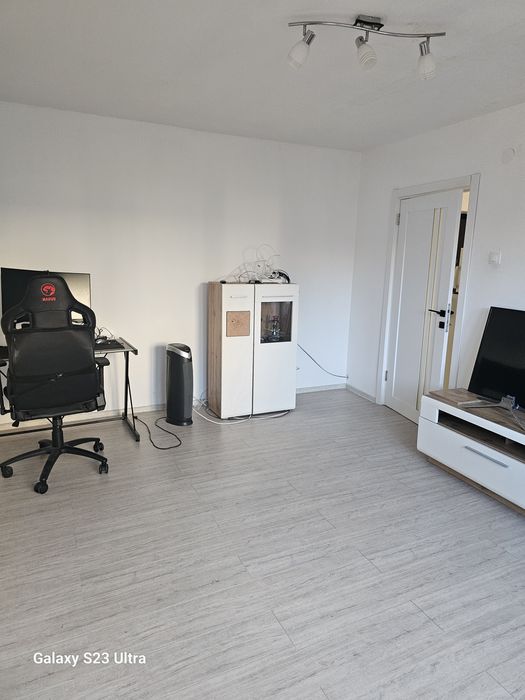 Închiriez apartament 2 camere