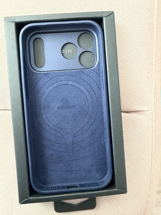 Husa Decoded Iphone 17 pro Max