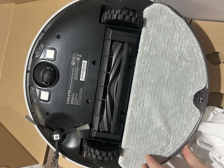 Новый робот пылесос dreame