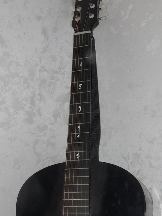 Гитара чёрная DaVinci