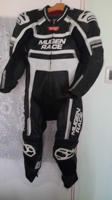 ‼️ De vânzare echipament moto Mugen Race – PREMIUM, stare EXCELENTĂ ‼️