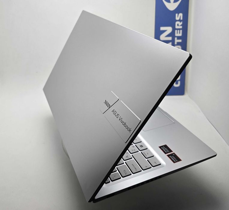 ASUS Vivobook 15   Ryzen 7 170/16GB/512SSD/FHD/Подсветка