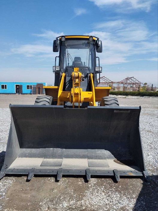 Самарканда 1,8 м3 лик погрузчик кредит ва лизинга!