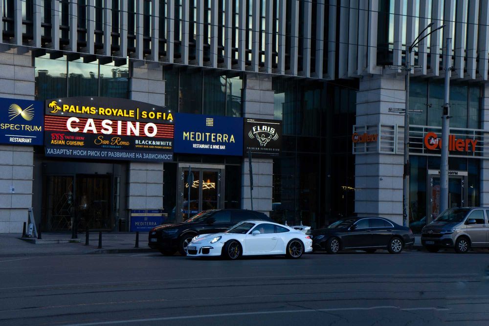 Професионален автомобилен фотограф