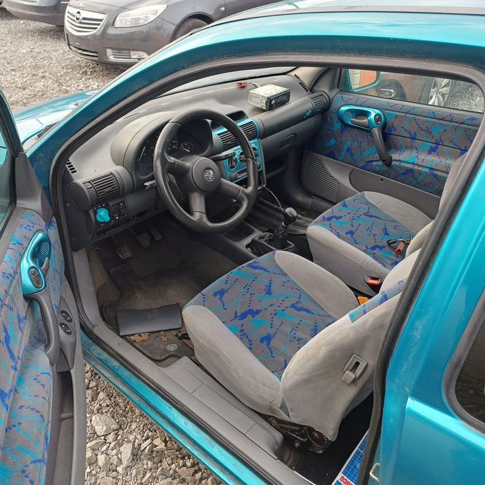 Опел Корса б 1.4 60кс на части