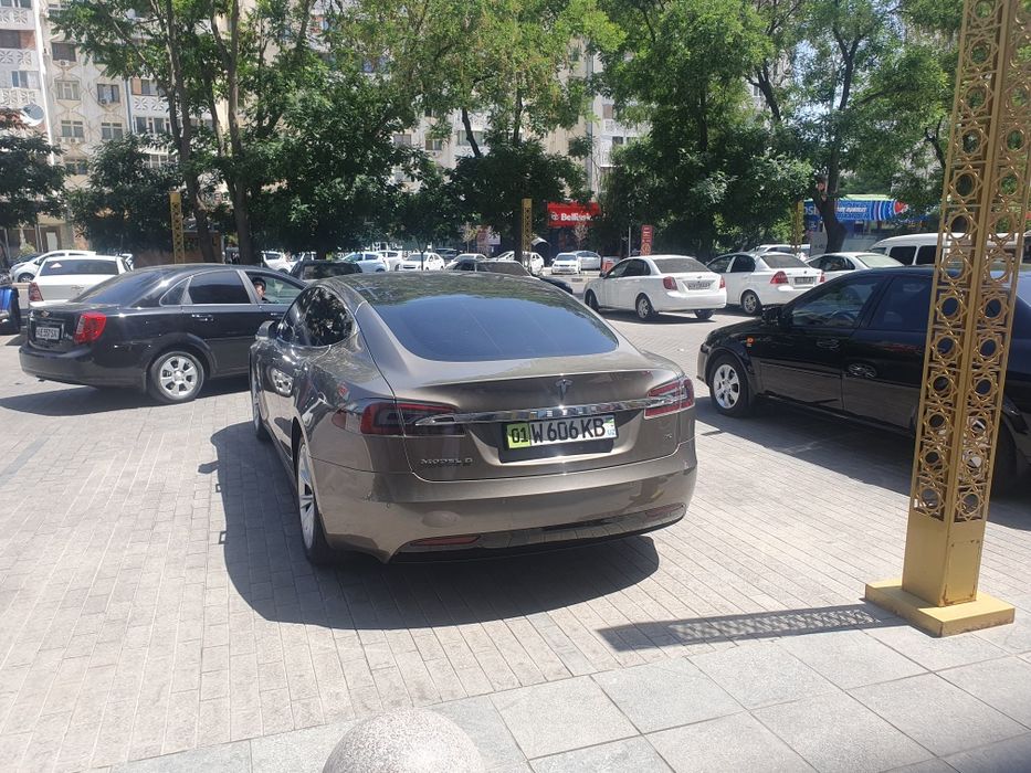 Тесла модель S75.2016. Американка. Рестаил.