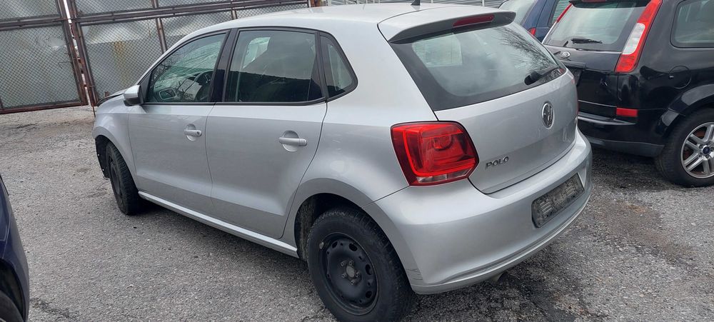 VW Polo 1,4i , Фолксваген Поло на части!!
Януари 2010