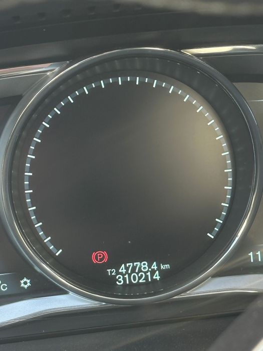 Volvo v60 plug-in hybrid 2,4 diesel