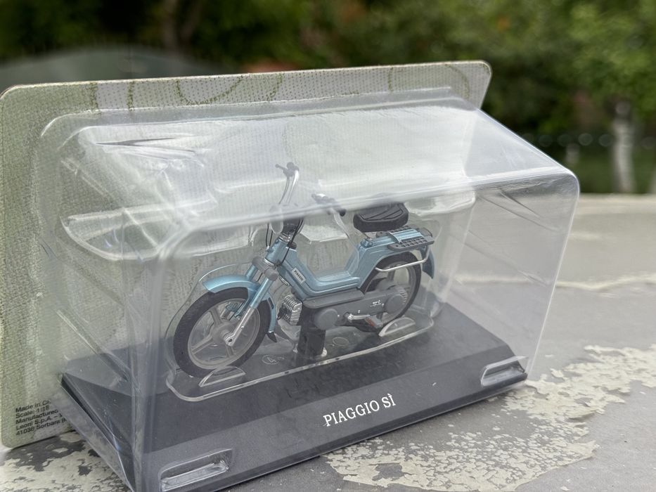 Machete motorete scara 1:18