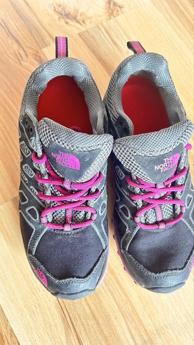 Nord Face маратонки за планина