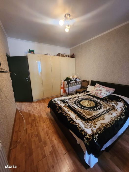 Apartament de vanzare, 57 mp, 3 camere,  zona Porii