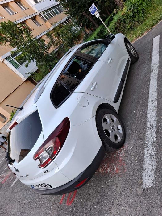 RENAULT Megane 2010 — imagine 2