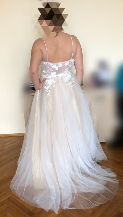 Нова булчинска рокля