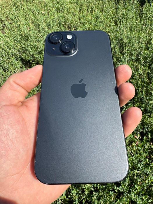 СРОЧНО продаю iPhone 15