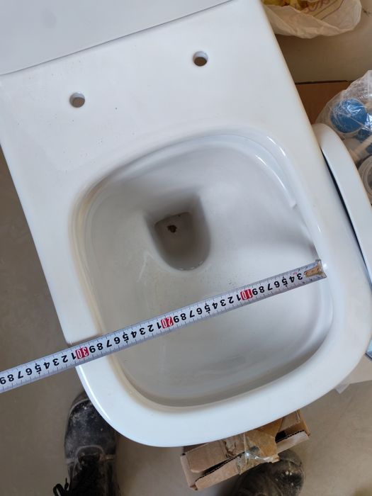 Продается Унитаз в сборе