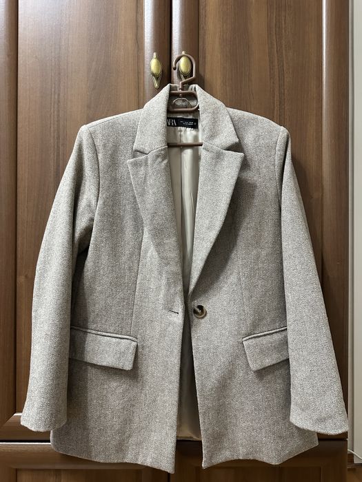 Сако с примес на вълна Zara - ново