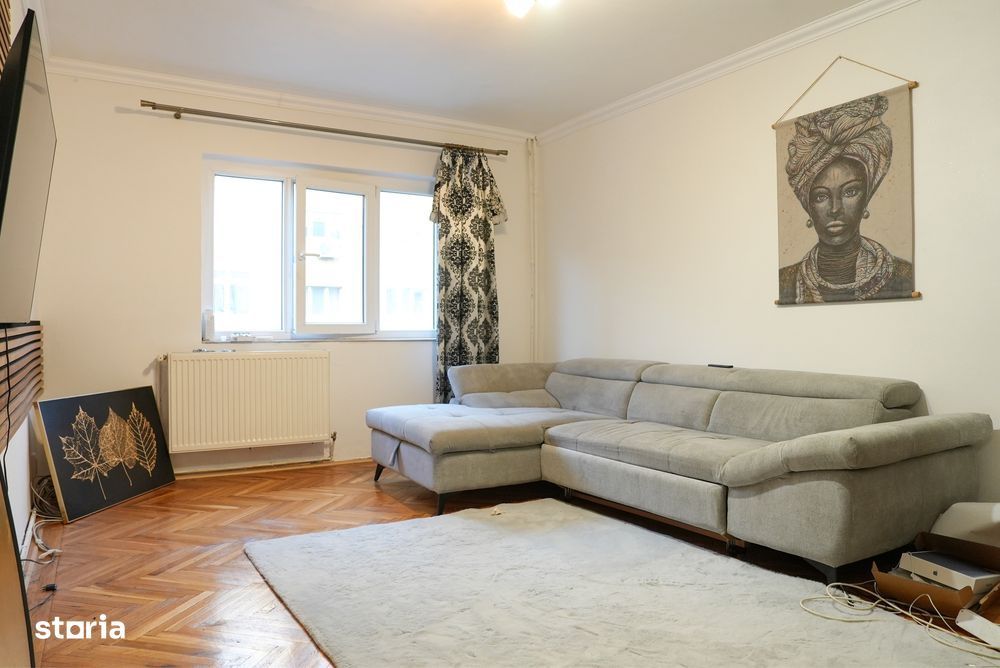 Apartament 2 decomandate, etaj 1 , Pelendava in 1 Mai