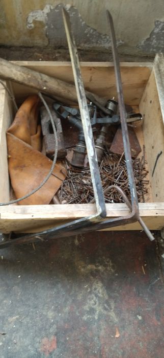 Отдам на дрова шкаф