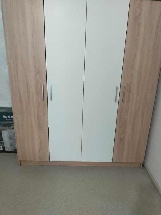Продам шкаф новый