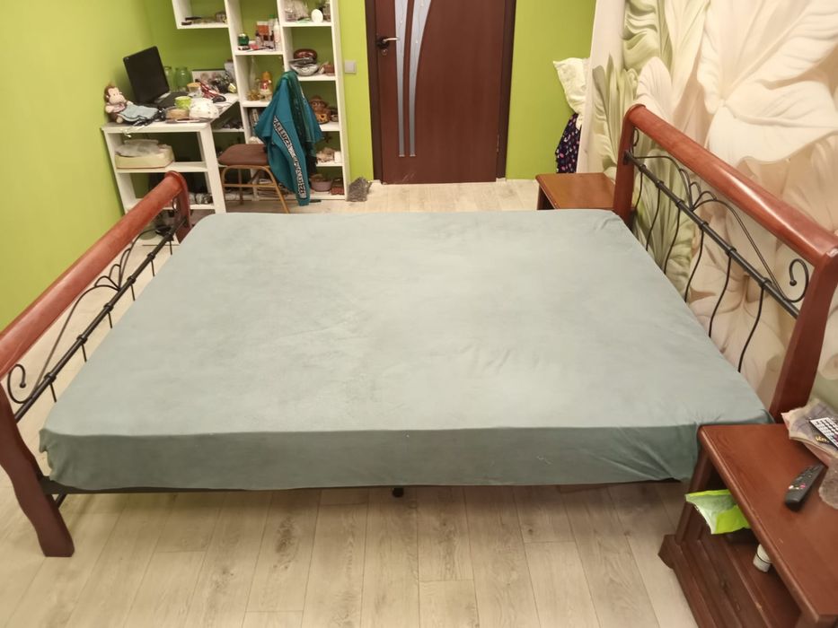 2-х спальная кровать и матрас