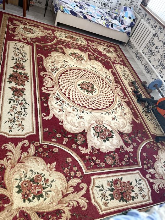 Әдемі кілем сатылады