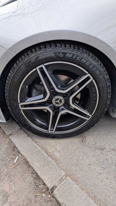 Mercedes Benz CLA 200