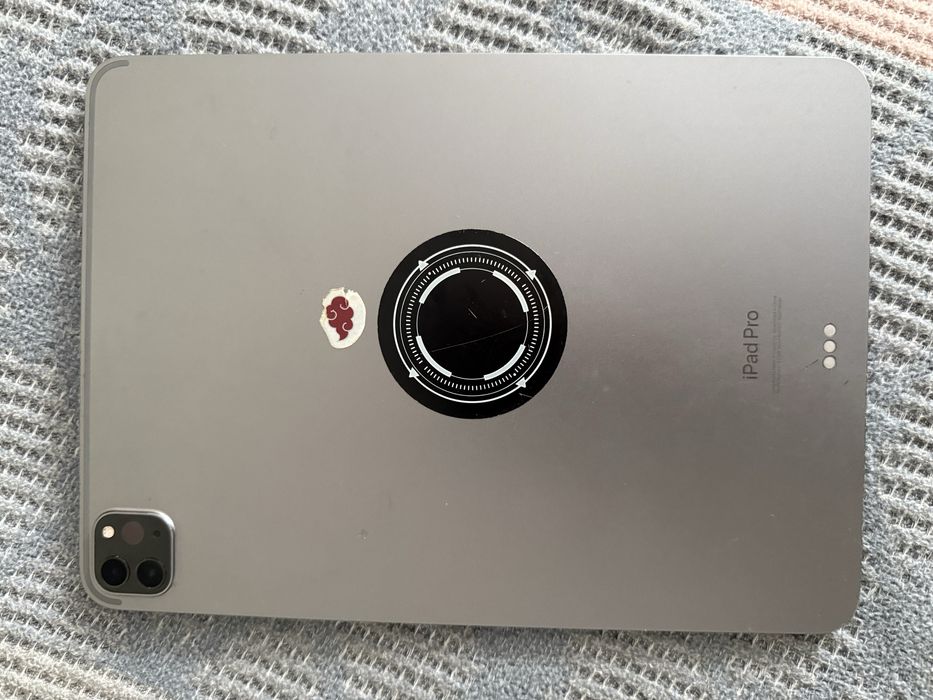 Продаю Ipad m2 11 pro 128 гб