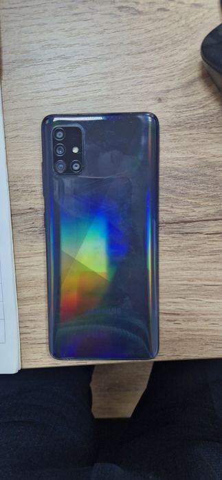 Телефон Самсунг А 51