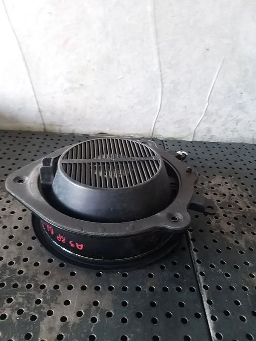 Boxa audio dreapta fata audi a3 8p 8p0035411