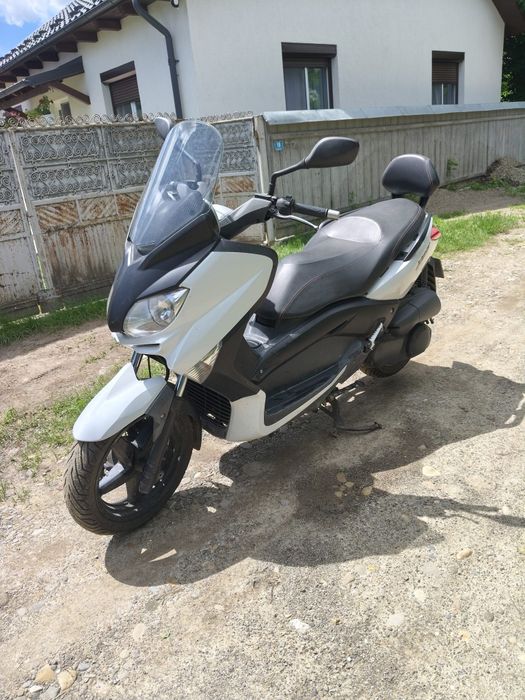 Vănd motocicletă Yamaha 250 x-max